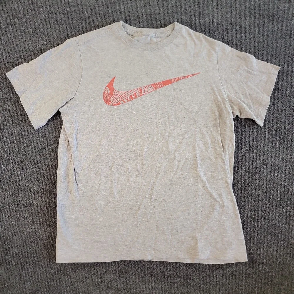 Boys The Nike Tee Gray athletic cut w/ RED Swoosh Logo Large